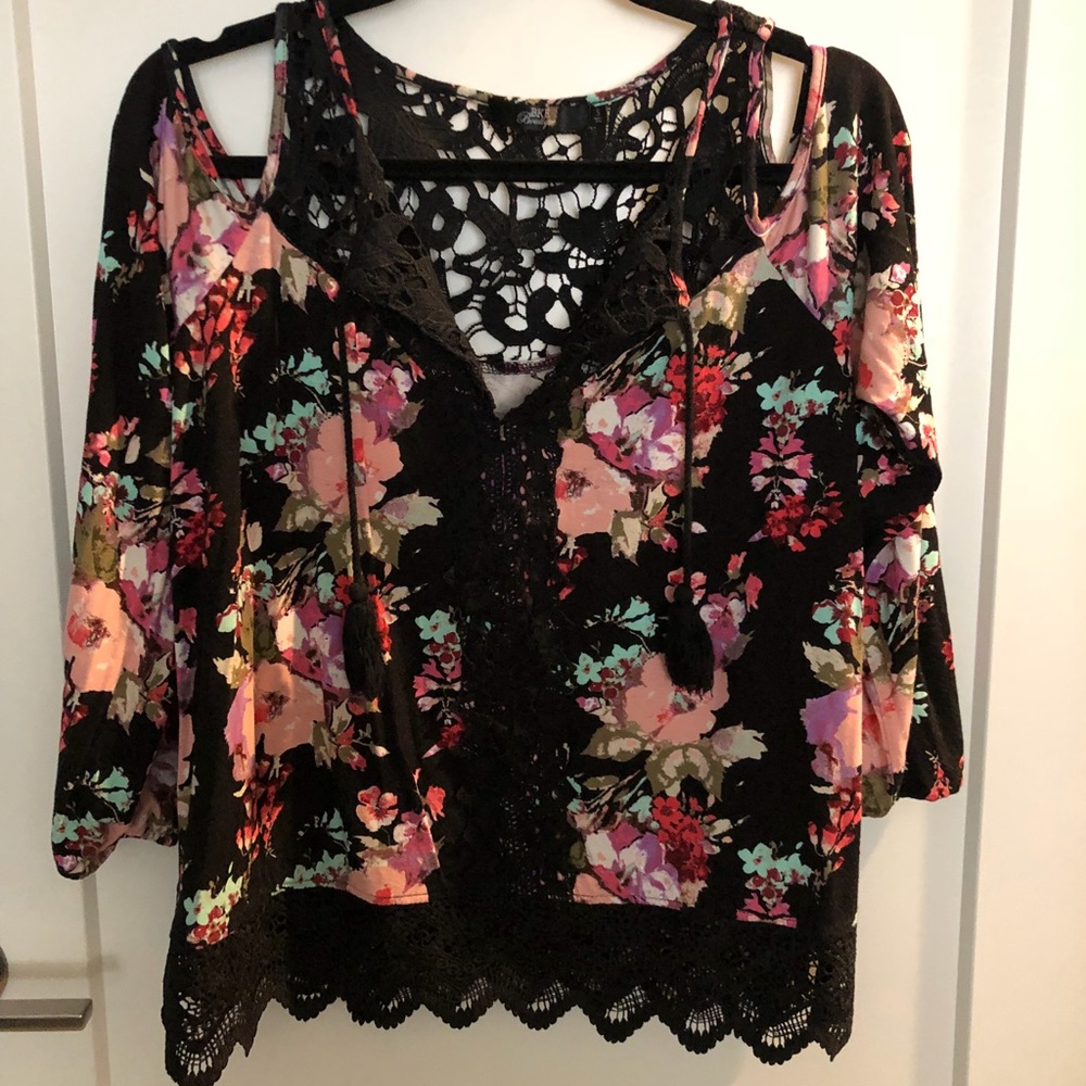 Boutique by Buckle top